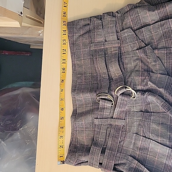 NWOT! Brown plaid mini skirt - Picture 6 of 7